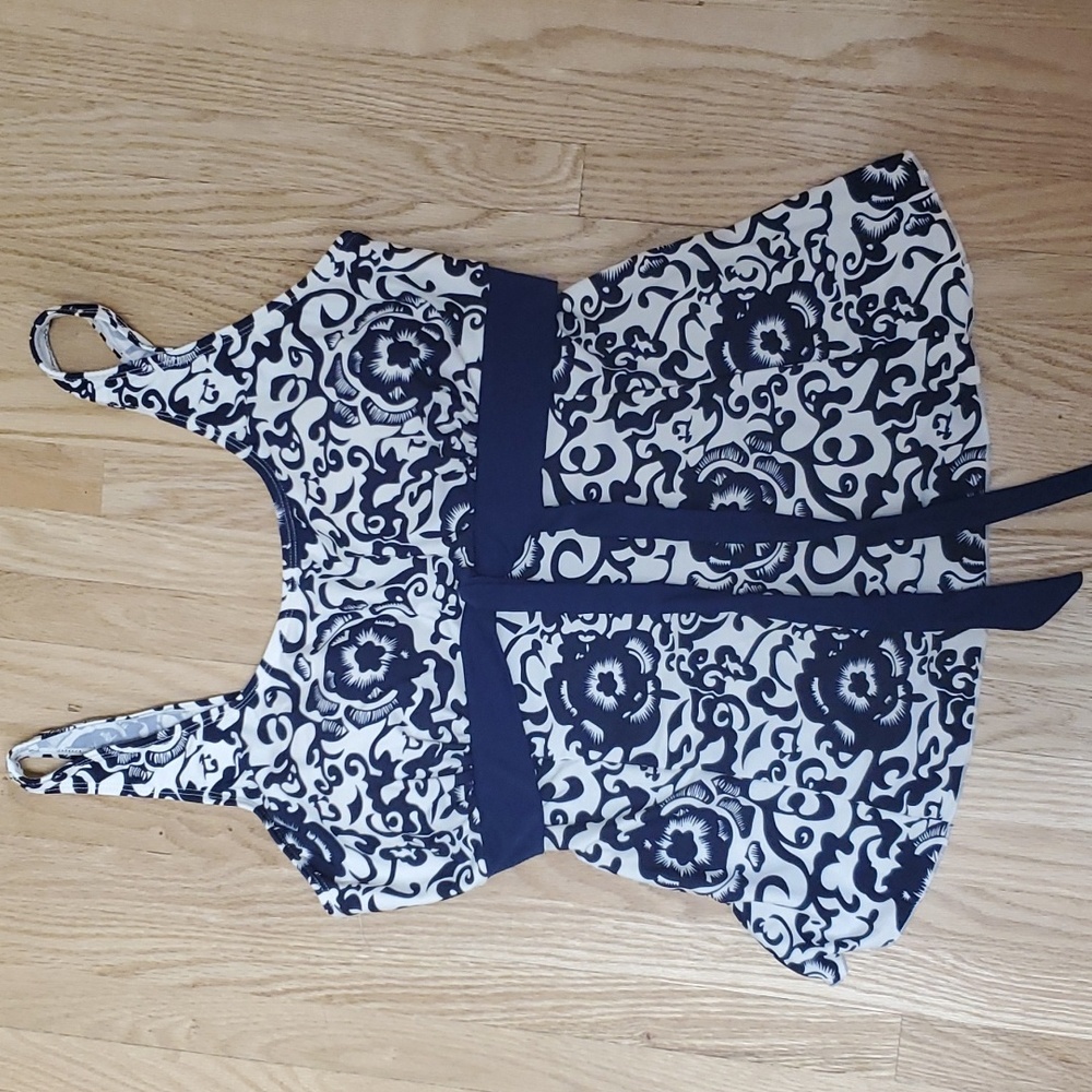 Swim tankini top